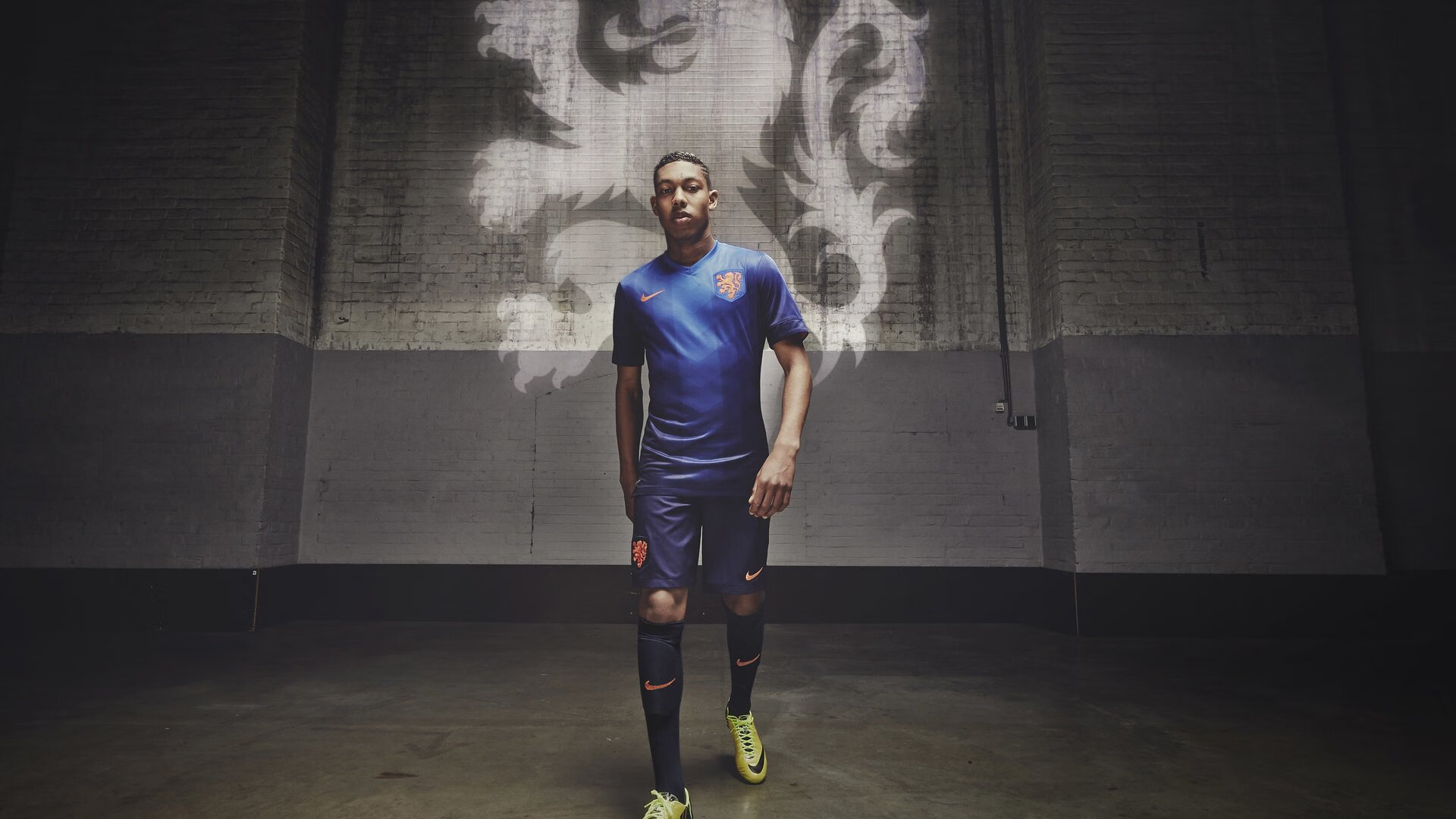 欧冠积分榜：曼城、拜仁全胜，巴萨陷入困境，欧冠最新积分排行